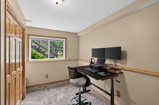 932 E Orchard Street, Belle Plaine, MN 56011