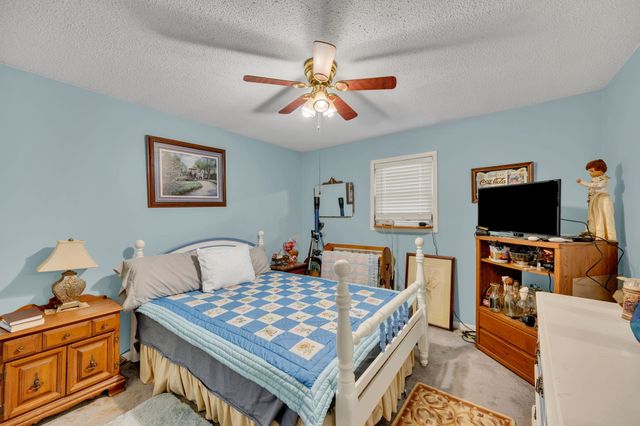 1889 Hinson Springs Rd, Lobelville, TN 37097