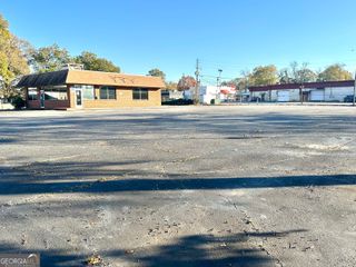 526 W Solomon Street, Griffin, GA 30223