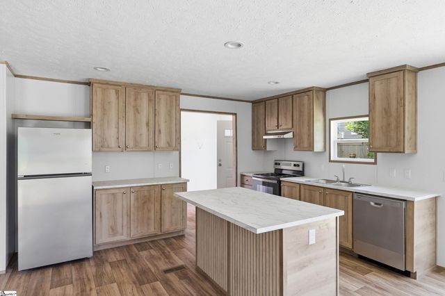 210 Frontier Drive, Easley, SC 29640