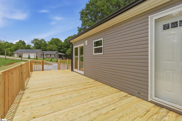 210 Frontier Drive, Easley, SC 29640