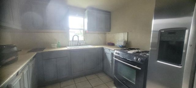 316 N 11th St, Fulton, TX 78358