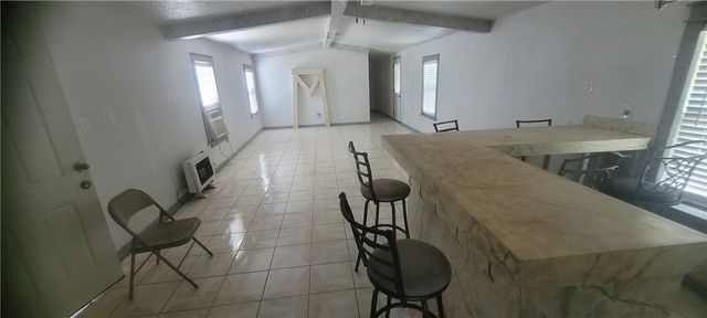 316 N 11th St, Fulton, TX 78358