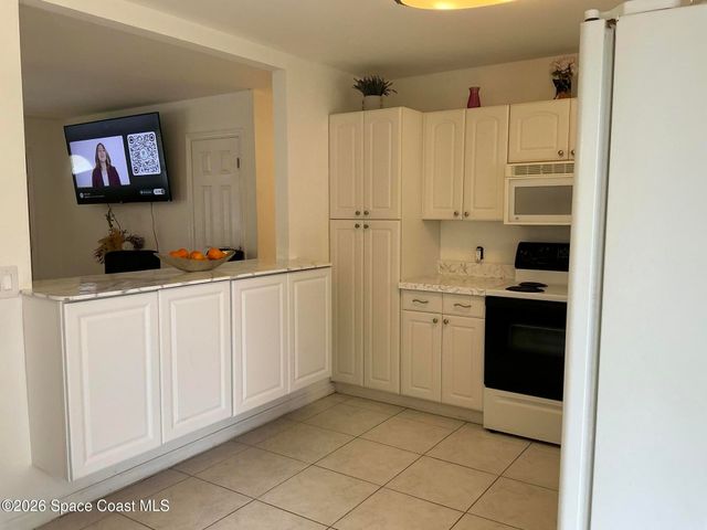 872 Autumn Street SE, Palm Bay, FL 32909