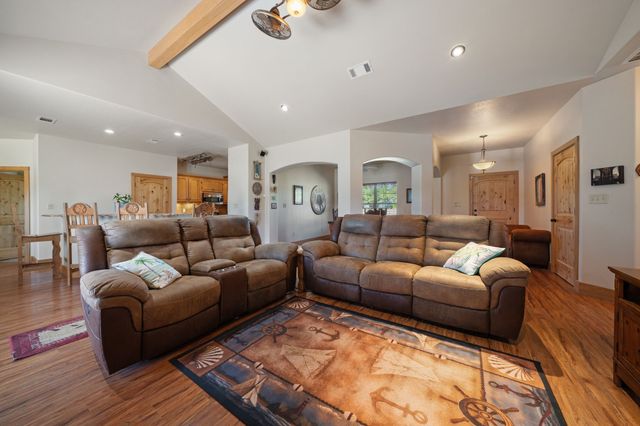247 County Road 4519, Wolfe City, TX 75496