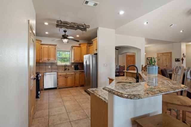 247 County Road 4519, Wolfe City, TX 75496