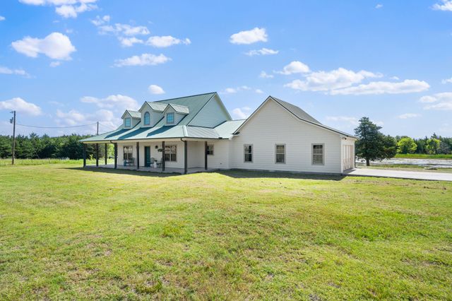 247 County Road 4519, Wolfe City, TX 75496