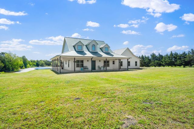 247 County Road 4519, Wolfe City, TX 75496