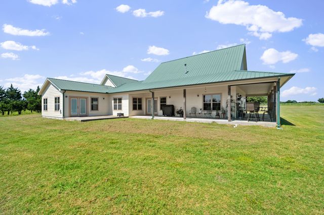 247 County Road 4519, Wolfe City, TX 75496