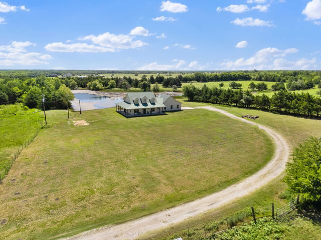 247 County Road 4519, Wolfe City, TX 75496