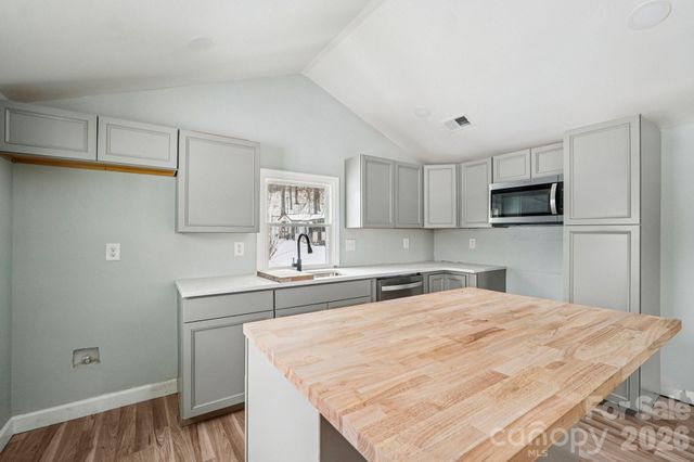 323 Honeycutt Drive SE, Concord, NC 28025