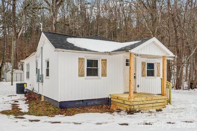 323 Honeycutt Drive SE, Concord, NC 28025