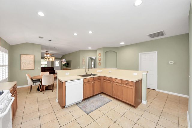 4701 Glencastle Court, Houston, TX 77345