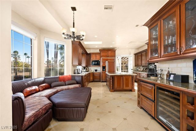 2204 Glenbrook Way, Las Vegas, NV 89117