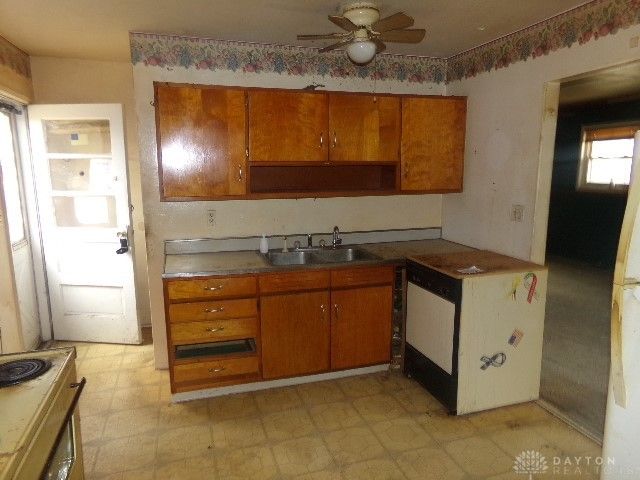 151 W Dayton Yellow Springs Road, Fairborn, OH 45324
