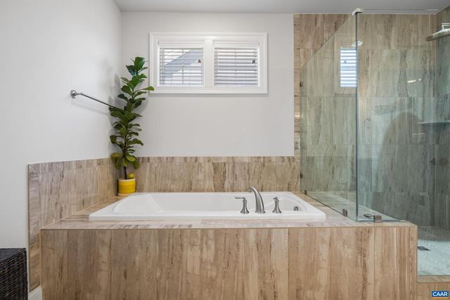 6065 WESTHALL DR, Crozet, VA 22932