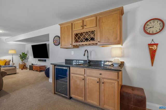 6065 WESTHALL DR, Crozet, VA 22932