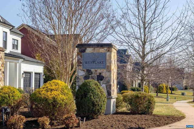 6065 WESTHALL DR, Crozet, VA 22932