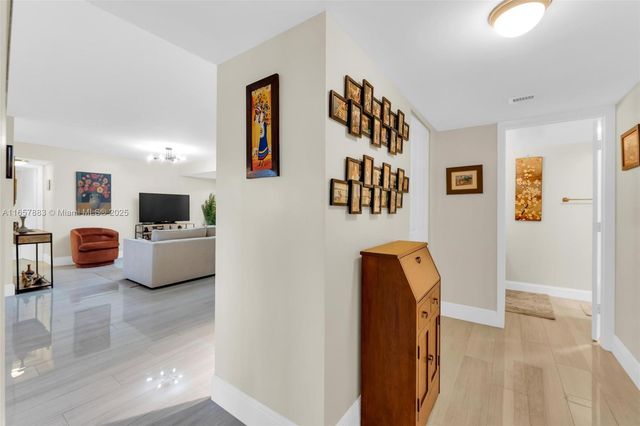 1201 S Ocean Dr 1206S, Hollywood, FL 33019