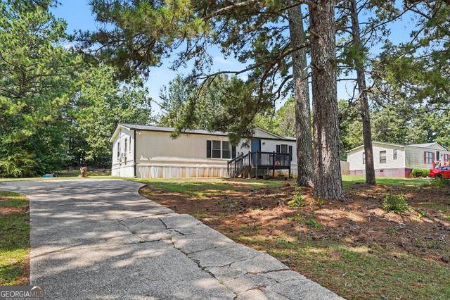 915 Steele Drive, Hampton, GA 30228