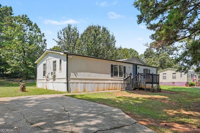 915 Steele Drive, Hampton, GA 30228