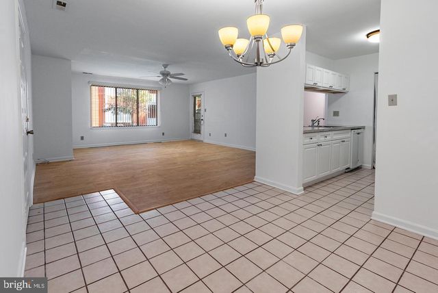 2408-A DURHAM CT, Mount Laurel, NJ 08054