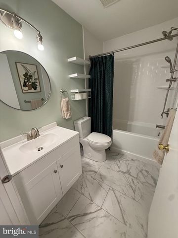 2408-A DURHAM CT, Mount Laurel, NJ 08054