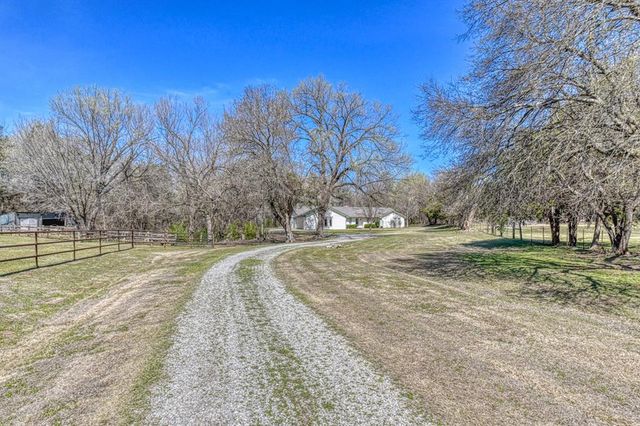 1609 E Post Oak Road, Norman, OK 73072