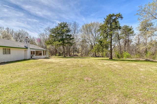 1609 E Post Oak Road, Norman, OK 73072