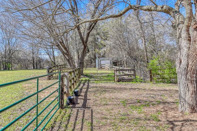 1609 E Post Oak Road, Norman, OK 73072