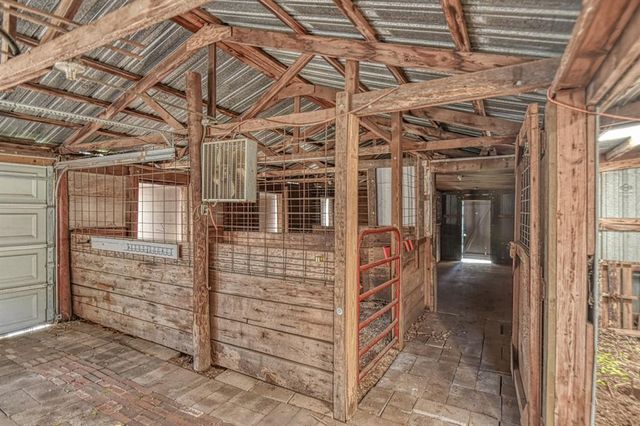 1609 E Post Oak Road, Norman, OK 73072