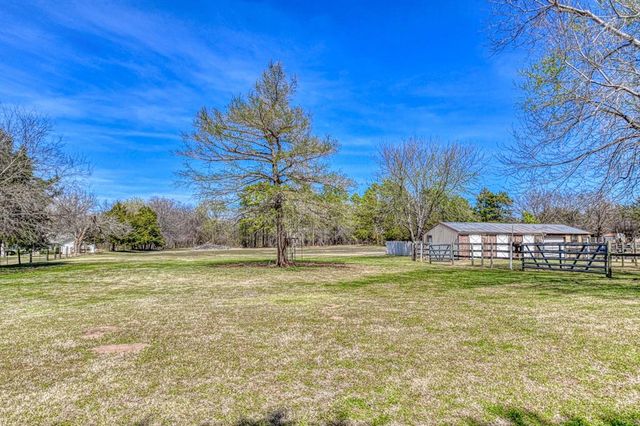 1609 E Post Oak Road, Norman, OK 73072