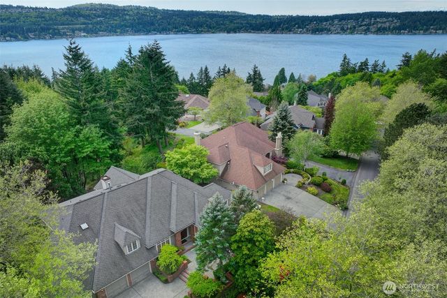 2439 196th Avenue SE, Sammamish, WA 98075