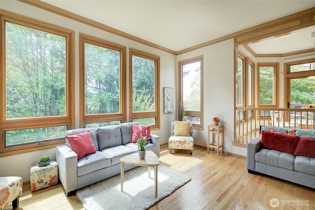 2439 196th Avenue SE, Sammamish, WA 98075