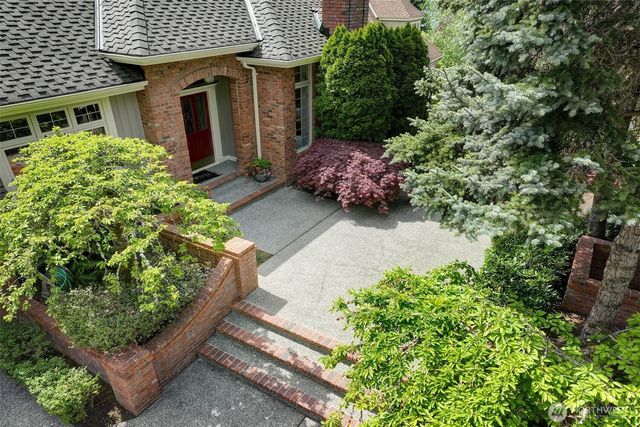 2439 196th Avenue SE, Sammamish, WA 98075