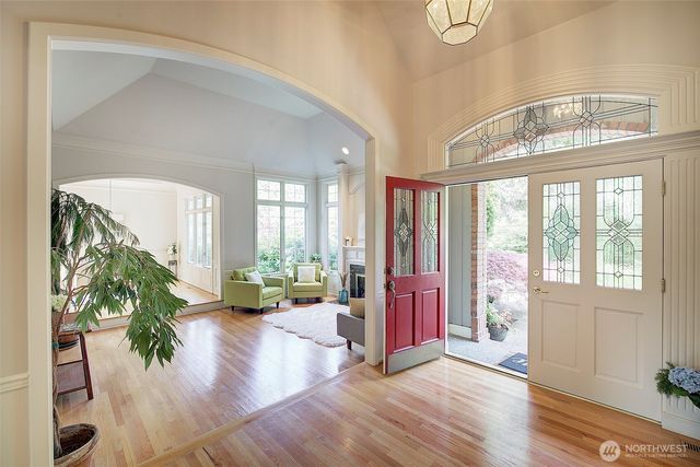 2439 196th Avenue SE, Sammamish, WA 98075