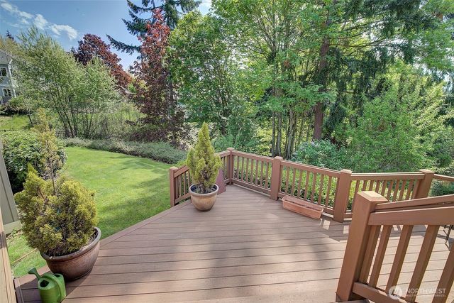 2439 196th Avenue SE, Sammamish, WA 98075