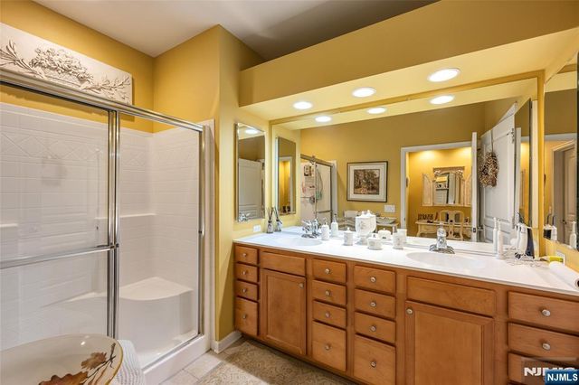 3213 Warrens Way, Wanaque, NJ 07465