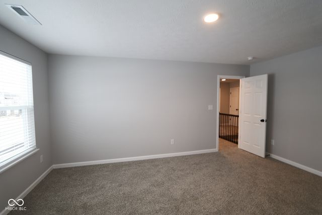 6363 Sailmaker Drive, Mccordsville, IN 46055