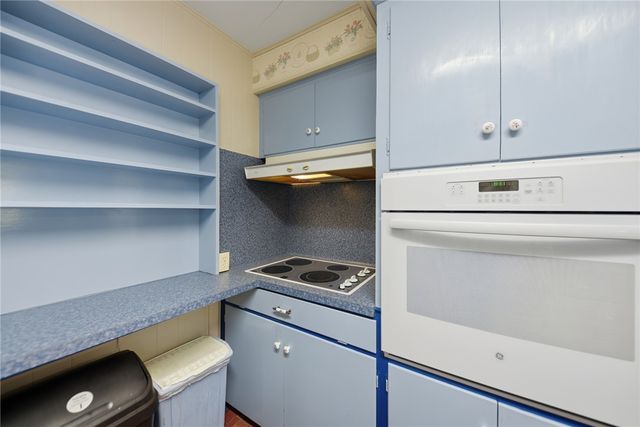 1006 Top Hill, Brenham, TX 77833