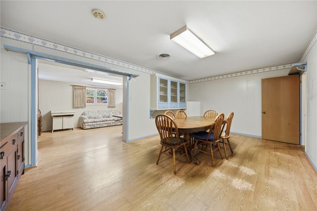 1006 Top Hill, Brenham, TX 77833