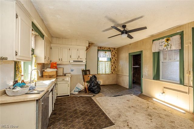 514 Reno Drive, Louisville, OH 44641