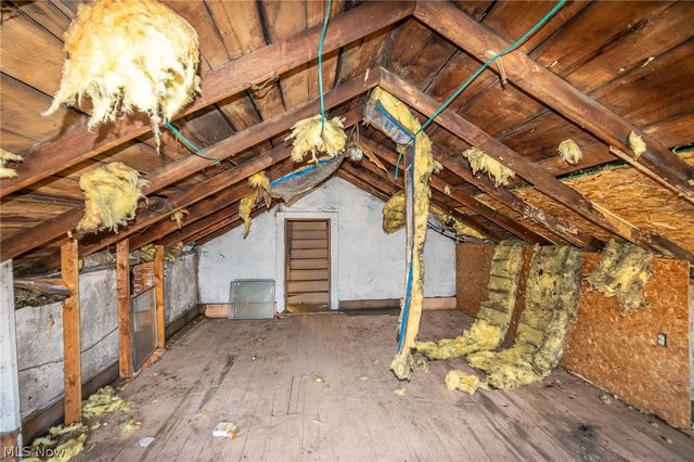 514 Reno Drive, Louisville, OH 44641