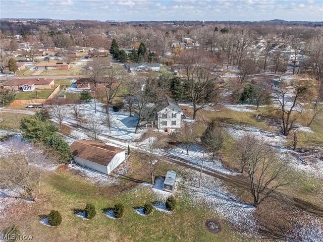 514 Reno Drive, Louisville, OH 44641