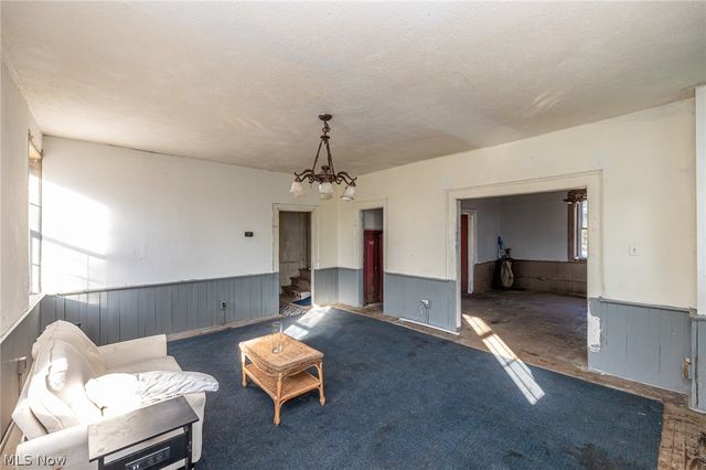 514 Reno Drive, Louisville, OH 44641