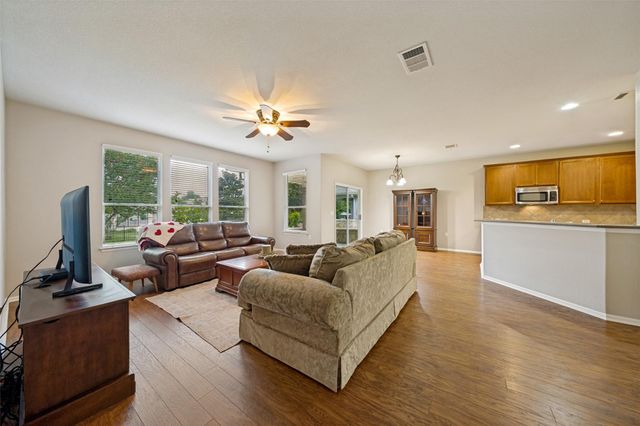 122 Prairie Creek TRL, Georgetown, TX 78633