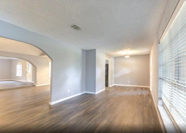 10727 Sagewillow Lane, Houston, TX 77089