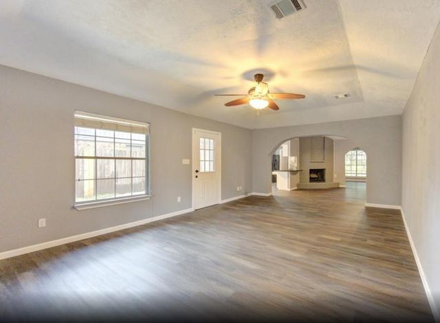 10727 Sagewillow Lane, Houston, TX 77089