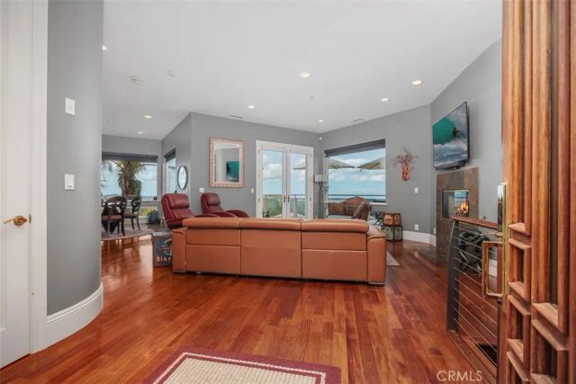 28521 Gladstone Court, Escondido, CA 92026