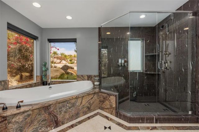 28521 Gladstone Court, Escondido, CA 92026